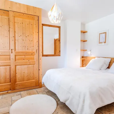 Le Vertical - Chalet5*, Sauna, Jacuzzi, Billard, Balnéo, Massage, Pistes à 150 M Les Deux Alpes