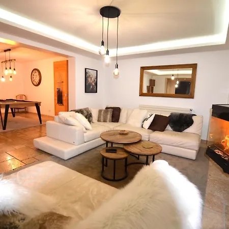 Le Vertical - Chalet5*, Sauna, Jacuzzi, Billard, Balnéo, Massage, Pistes à 150 M Casa vacanze