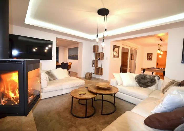 Casa vacanze Le Vertical - Chalet5*, Sauna, Jacuzzi, Billard, Balnéo, Massage, Pistes à 150 M Les Deux Alpes