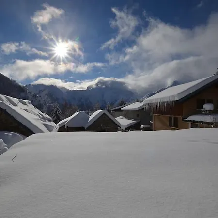 Le Vertical - Chalet5*, Sauna, Jacuzzi, Billard, Balneo, Massage, Pistes A 150 M * Les Deux Alpes