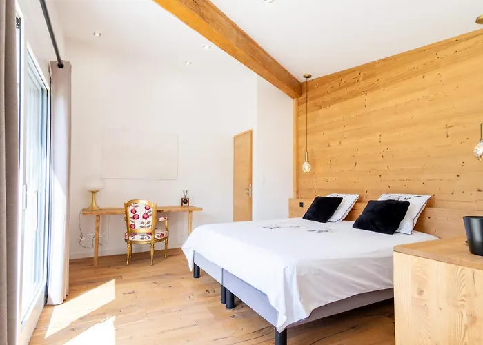 Le Vertical - Chalet5*, Sauna, Jacuzzi, Billard, Balneo, Massage, Pistes A 150 M * Les Deux Alpes